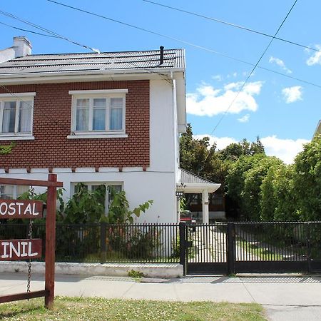 Hostal Y Cabanas Ainil Punta Arenas Kültér fotó