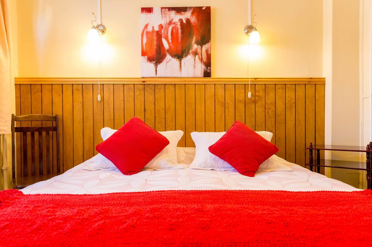 Hostal Y Cabanas Ainil Punta Arenas Kültér fotó