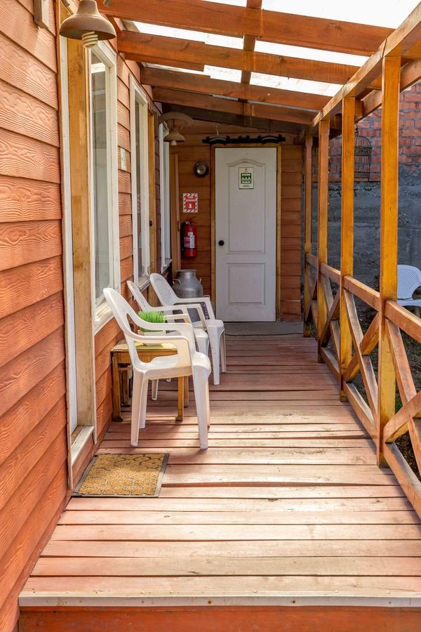 Hostal Y Cabanas Ainil Punta Arenas Kültér fotó