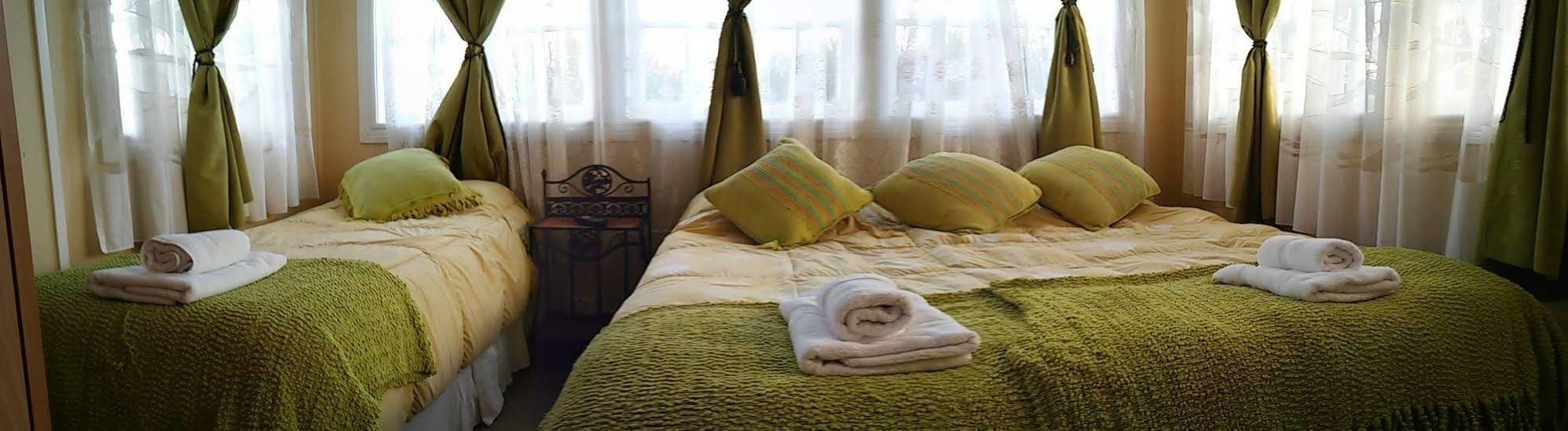 Hostal Y Cabanas Ainil Punta Arenas Kültér fotó