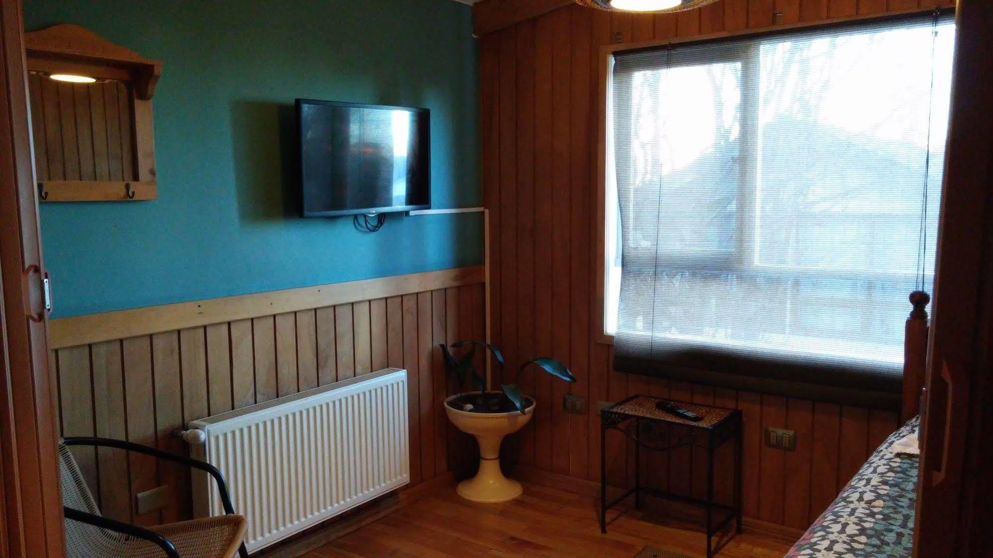 Hostal Y Cabanas Ainil Punta Arenas Kültér fotó