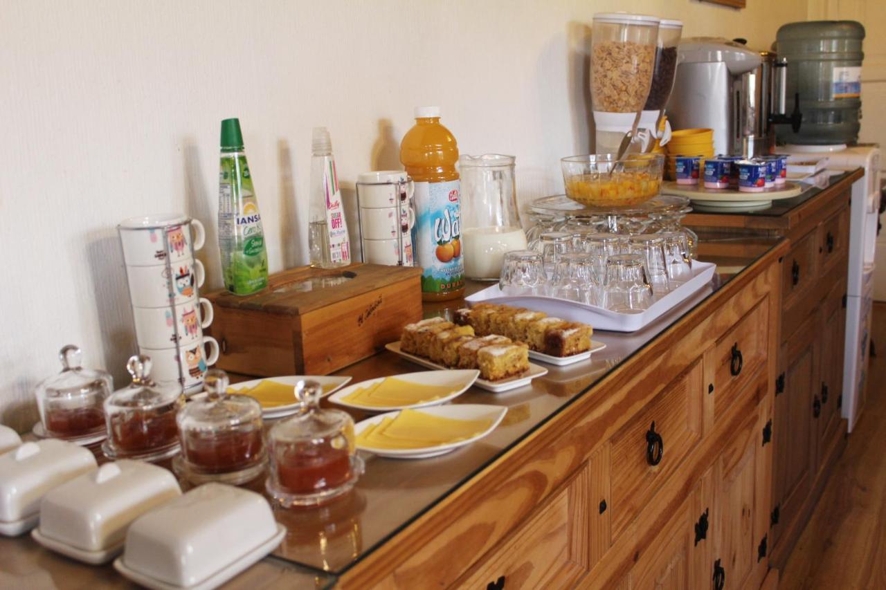 Hostal Y Cabanas Ainil Punta Arenas Kültér fotó