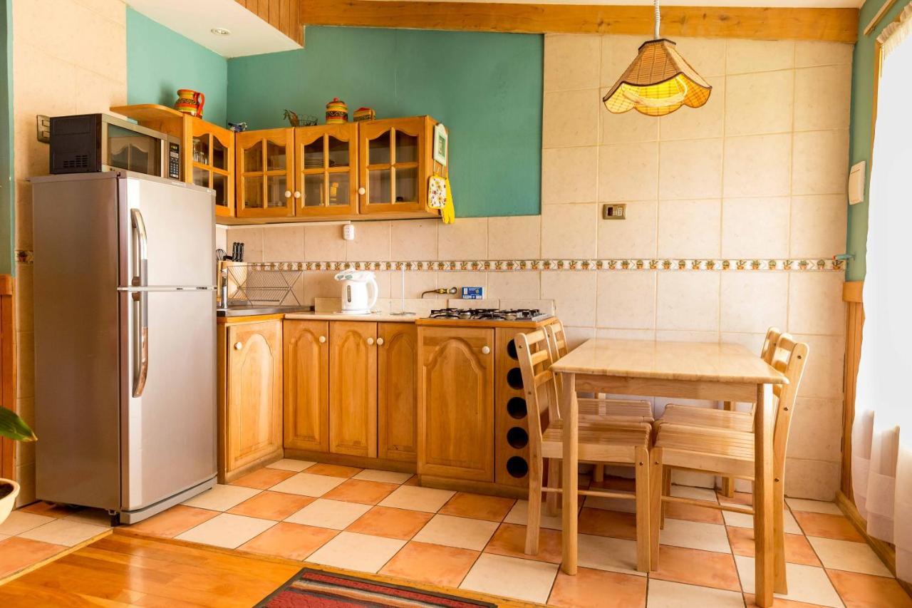 Hostal Y Cabanas Ainil Punta Arenas Kültér fotó