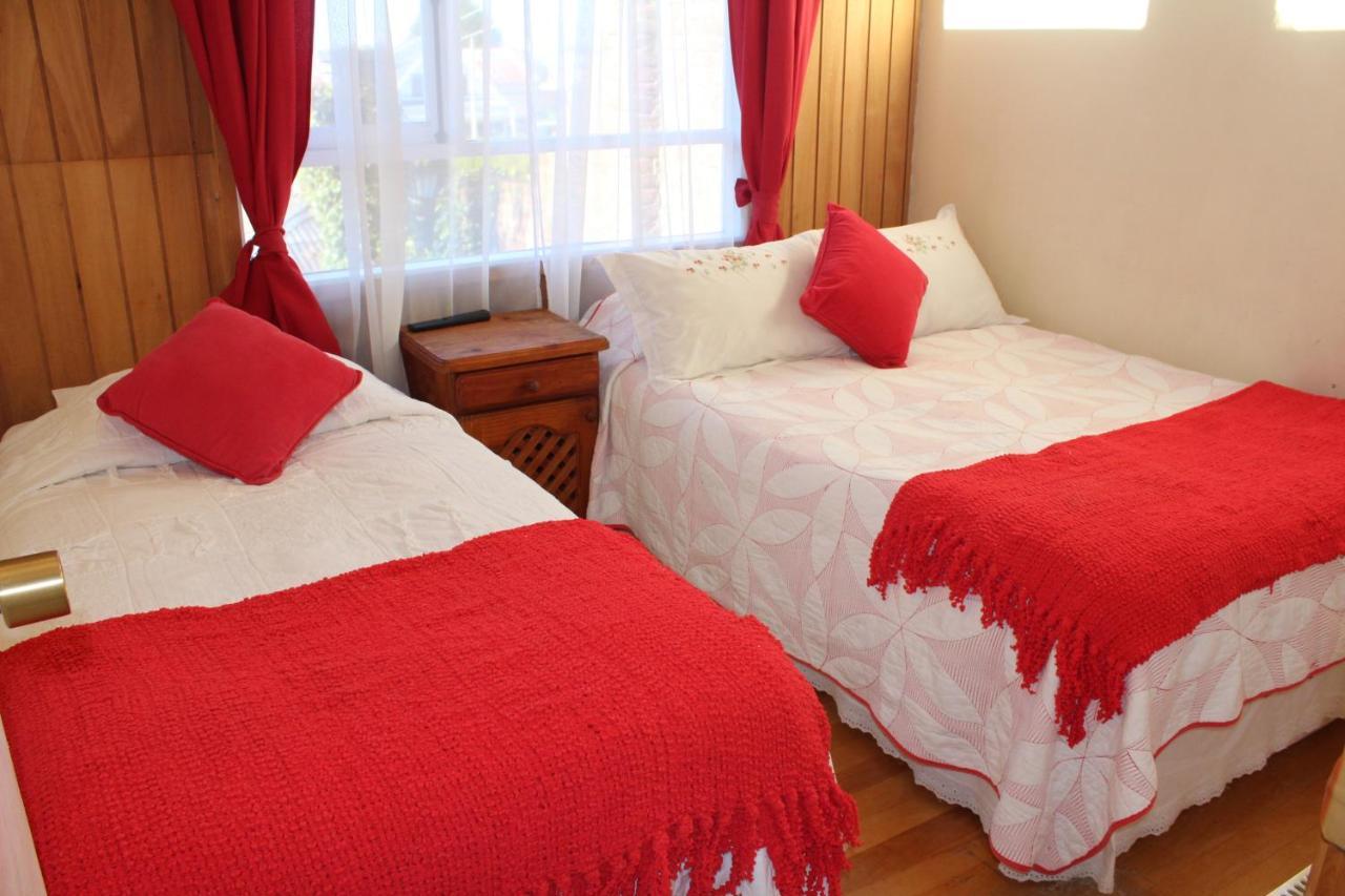 Hostal Y Cabanas Ainil Punta Arenas Kültér fotó