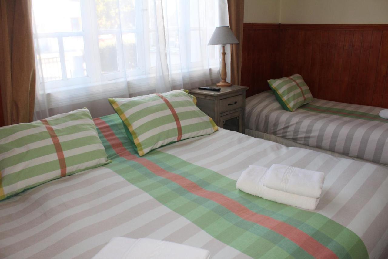 Hostal Y Cabanas Ainil Punta Arenas Kültér fotó