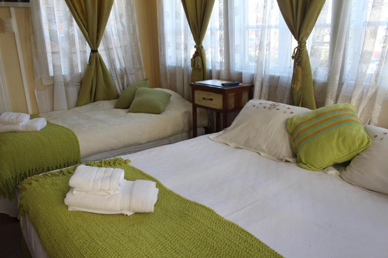 Hostal Y Cabanas Ainil Punta Arenas Kültér fotó