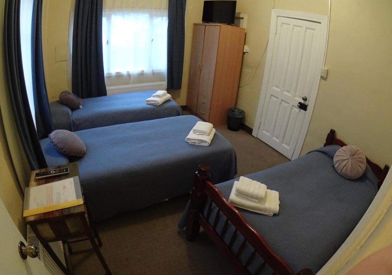 Hostal Y Cabanas Ainil Punta Arenas Kültér fotó