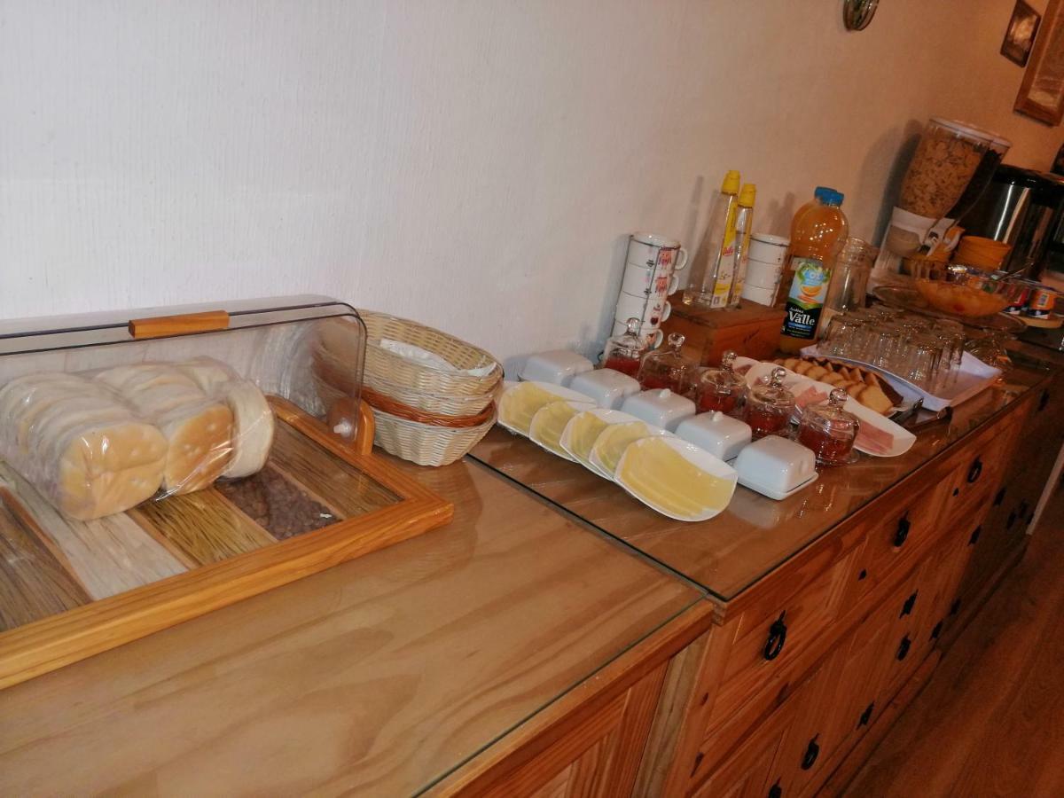 Hostal Y Cabanas Ainil Punta Arenas Kültér fotó
